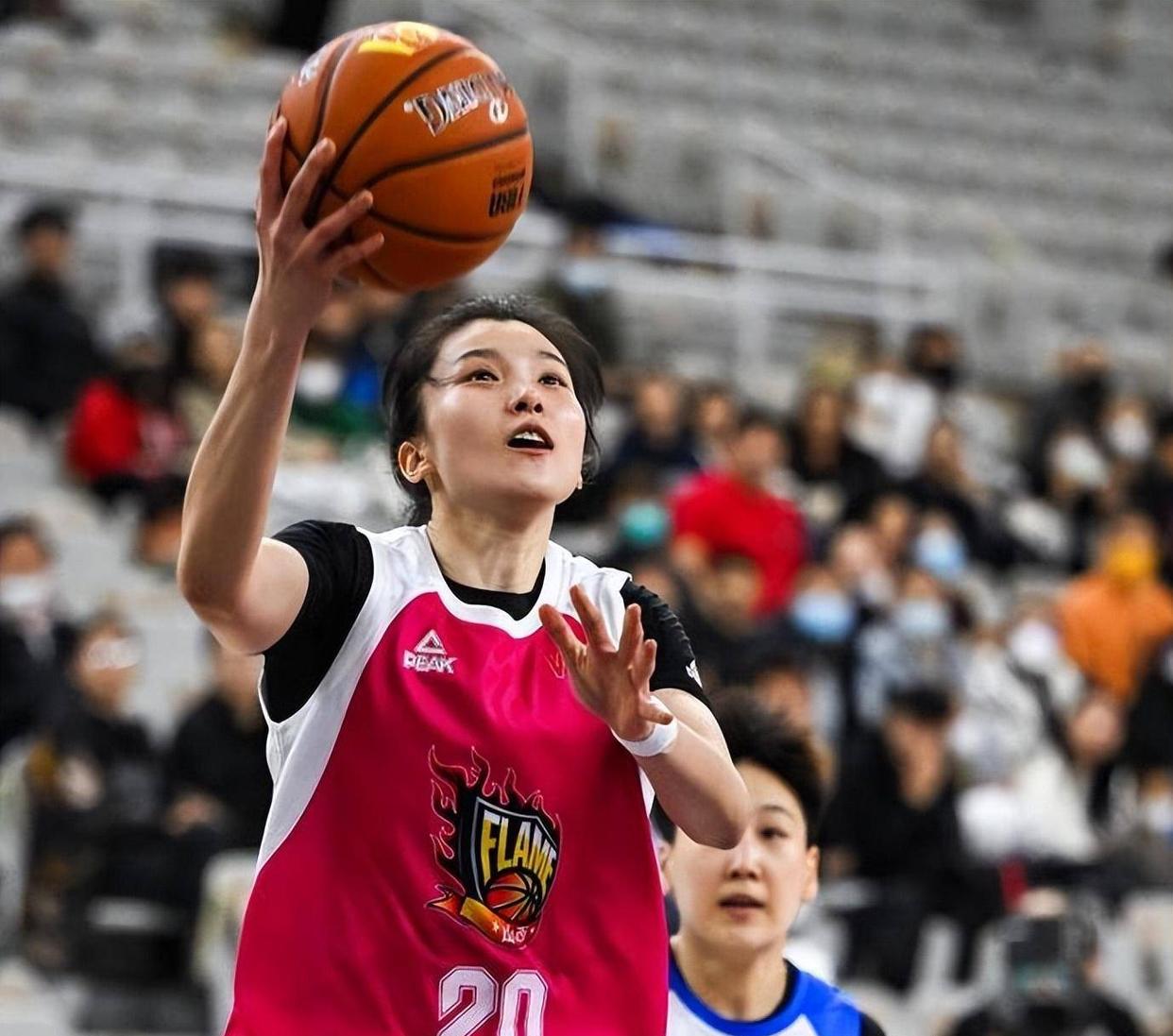 包含宫鲁鸣：日本女篮速度快&外围准，这原来是我们中国队风格的词条