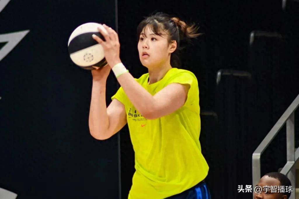 开云体育登录-关于李月汝回应11分9板:教练让我做自己练三分是想拉开空间的信息