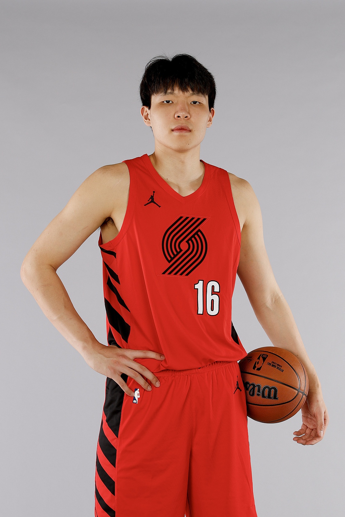 开云体育入口-关于杨瀚森夏联G4再遇新课题被纯小球阵容打到软肋？的信息
